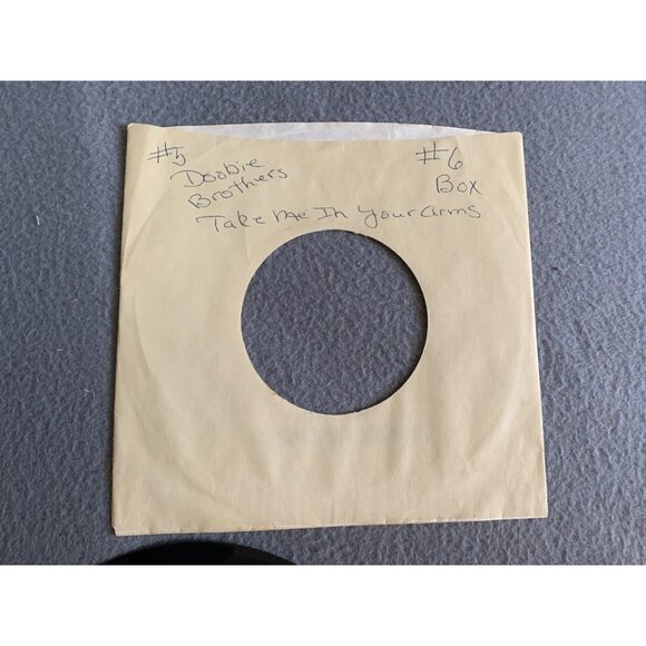 The Doobie Brothers 45 RPM Vinyl "Take Me In Your Arms"/" Slat Key Soquel Rag" - Picture 3 of 3